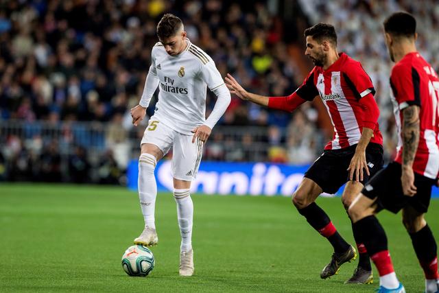 亚运男篮名单：曾凡博进队 周琦和李凯尔缺席